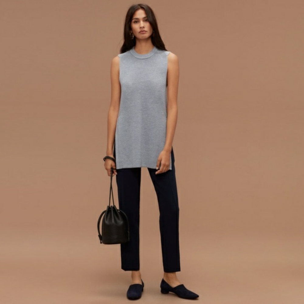Aritzia Wilfred Palmier Sleeveless Sweater